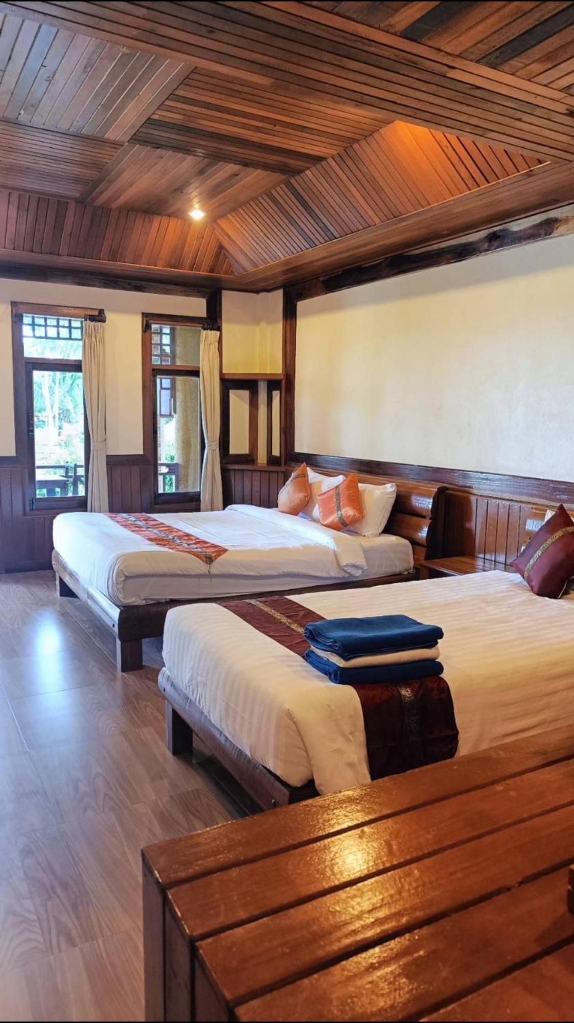 Sangsawan Palace Khaolak Resort Khao Lak Exterior foto